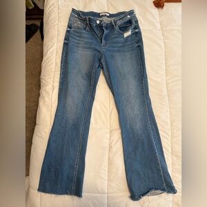 Arula raw hem jeans